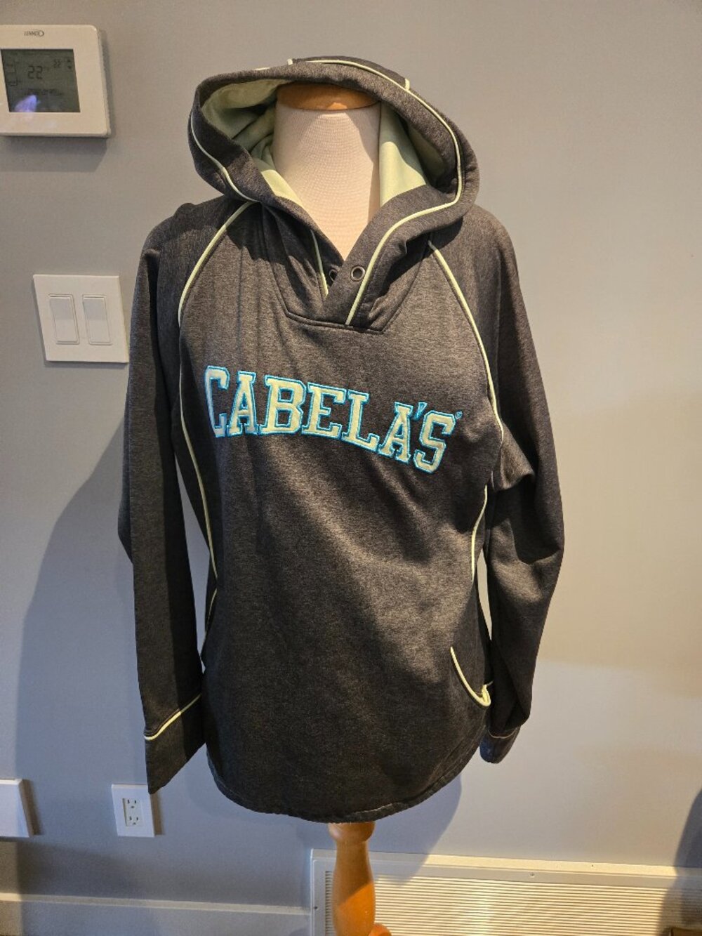 Cabela's Embroidered Pullover Hoodie | XL | Grey/Lime